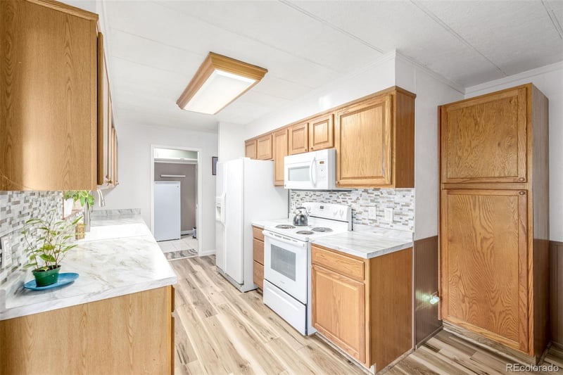 8201 S Santa Fe Dr Lot 264, Littleton, CO 80120