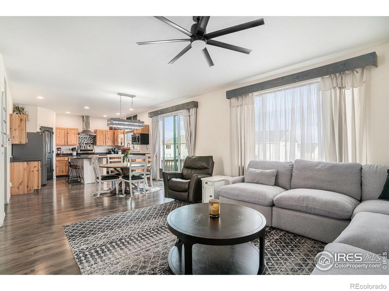917 W Union Ave, La Salle, CO 80645