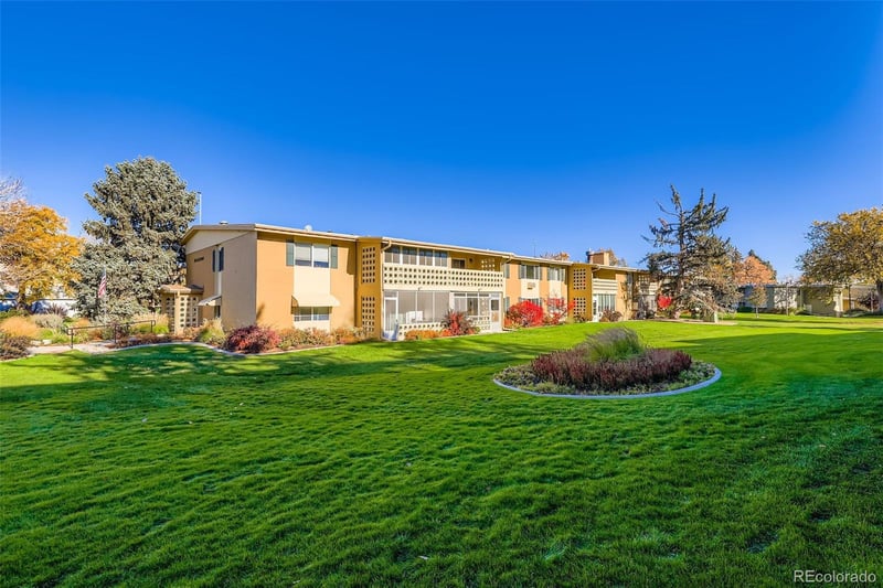 740 Alton Way #2B, Denver, CO 80247