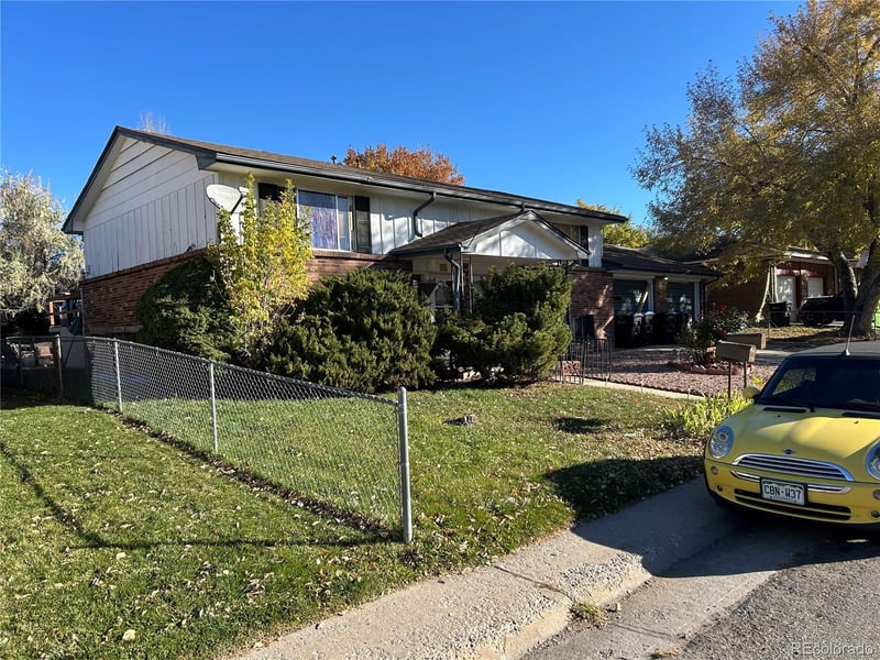 8537 62nd Pl, Arvada, CO 80004