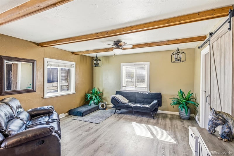 1037 1st St, Montrose, CO 81401