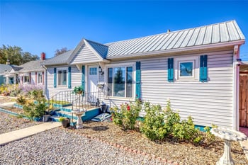 1037 1st St, Montrose, CO 81401