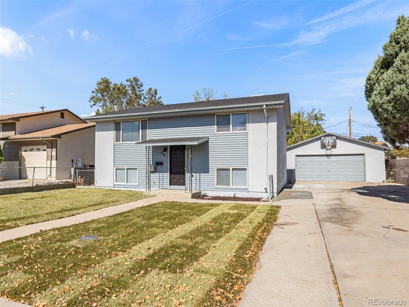 63 Dick Trefz St, Pueblo, CO 81001
