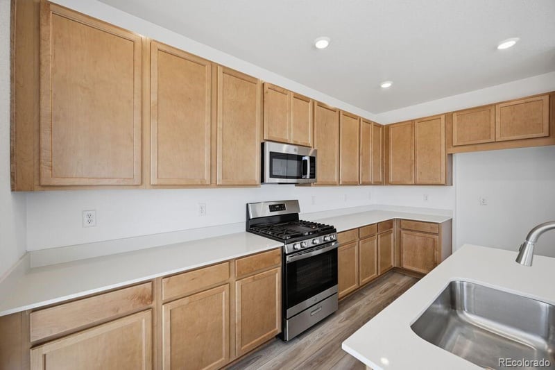 3270 Denali St, Aurora, CO 80019