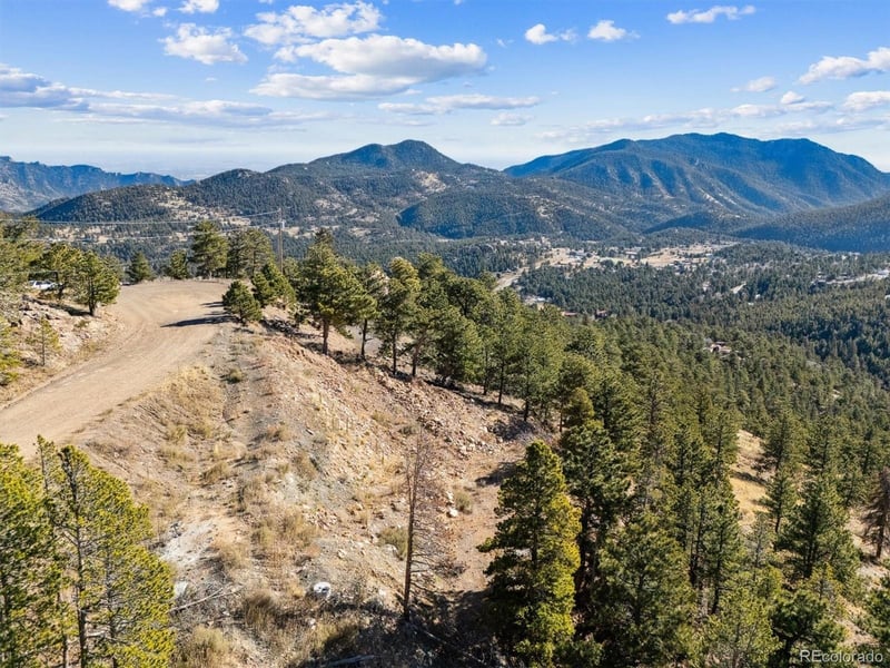 32748 Janelle Ln, Golden, CO 80403