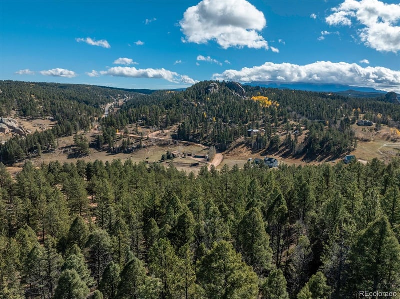 205 Stonehenge Dr, Florissant, CO 80816