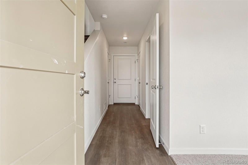 5433 Eaton Park Way, Aurora, CO 80019