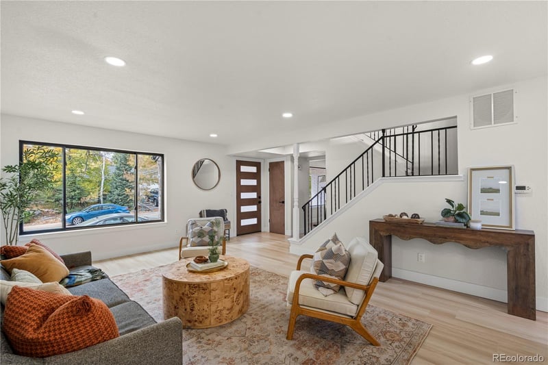 884 Lewis St, Lakewood, CO 80226