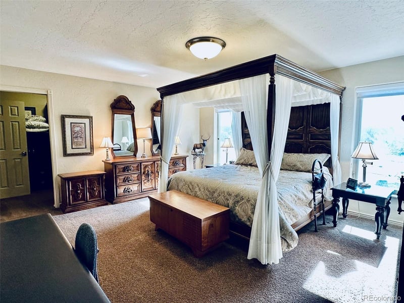 205 Hoofprint Ct, Walsenburg, CO 81089