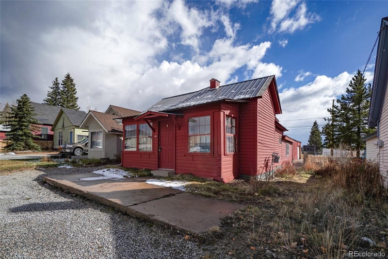205 11th St, Leadville, CO 80461