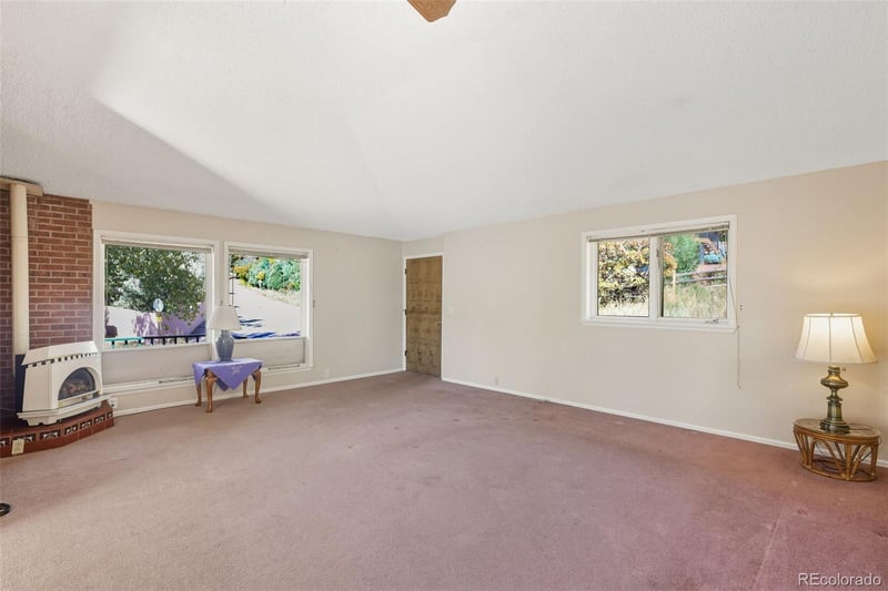 110 Via Vallecito, Manitou Springs, CO 80829