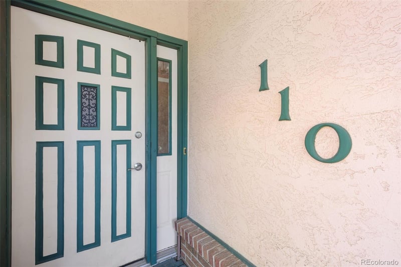 110 Via Vallecito, Manitou Springs, CO 80829