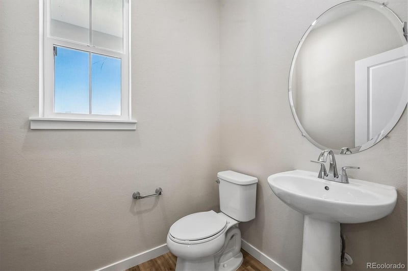 22706 47th Pl, Aurora, CO 80019