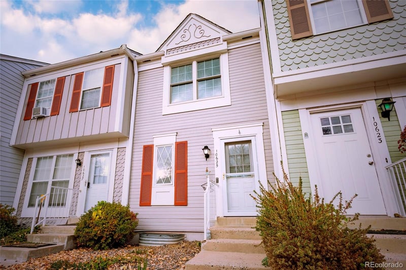 10625 Dartmouth Ave, Lakewood, CO 80227
