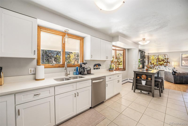 10512 75th Ave, Arvada, CO 80005