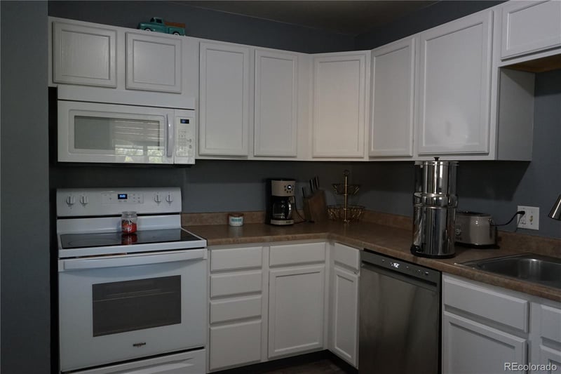 420 Rosewood Dr, Fountain, CO 80817