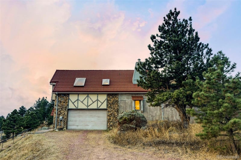 9101 Eastridge Rd, Golden, CO 80403