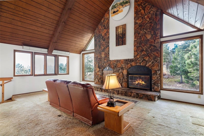 9101 Eastridge Rd, Golden, CO 80403