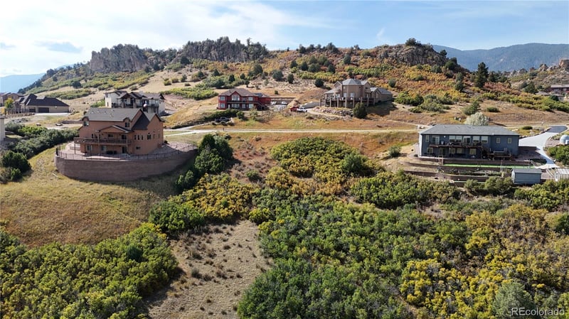 5615 Country Club Dr, Larkspur, CO 80118