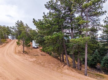 2288 Badger Dr, Larkspur, CO 80118