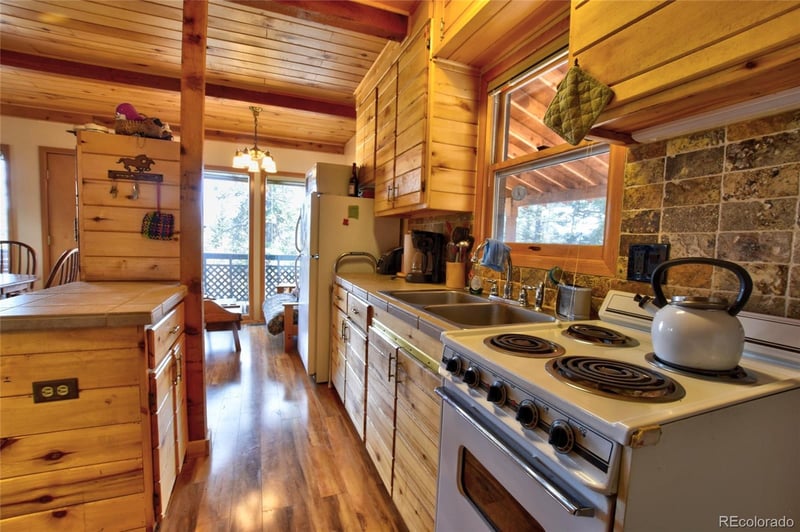 45 Swiggler Ct, Jefferson, CO 80456