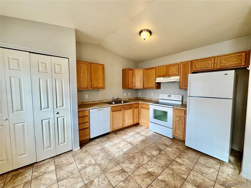 115 S Jones Ave, Rangely, CO 81648