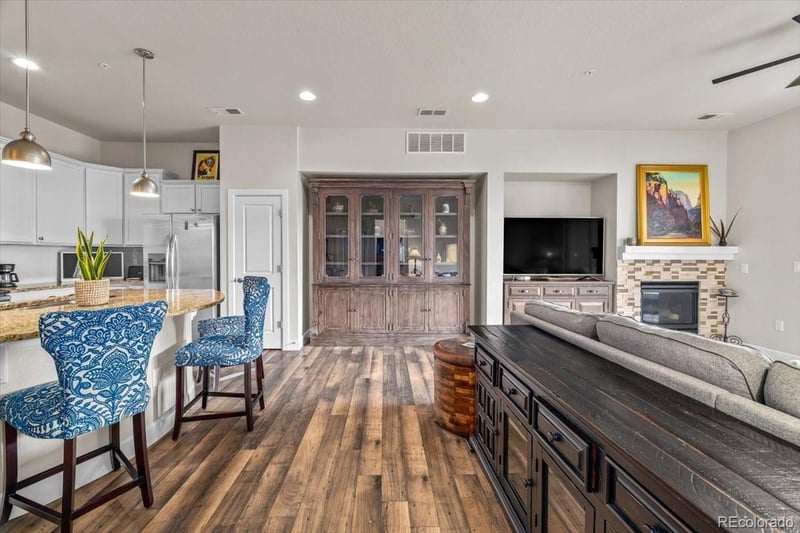 303 Inverness Way #208, Englewood, CO 80112