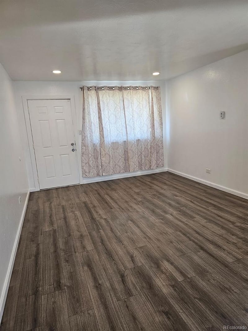 5480 W 3rd Pl, Lakewood, CO 80226