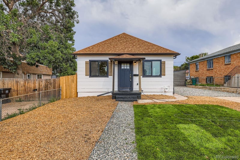 1450 Joliet St, Aurora, CO 80010