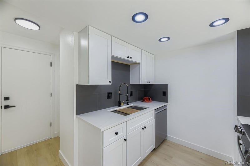 2786 Kenton Ct, Aurora, CO 80014