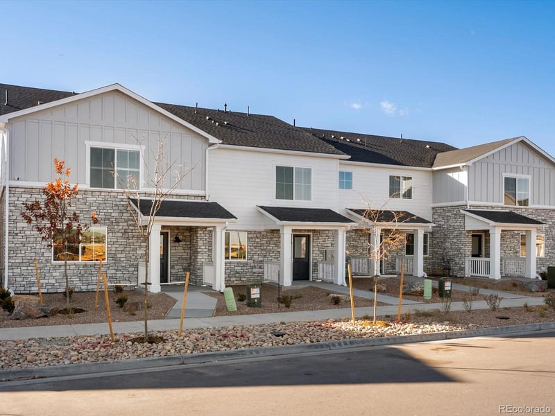 6535 Nepal St, Aurora, CO 80019