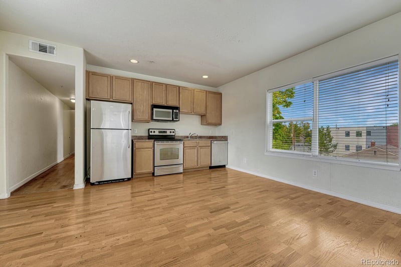 2389 High St #4, Denver, CO 80210