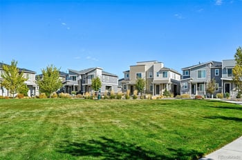 23507 5th Pl, Aurora, CO 80018