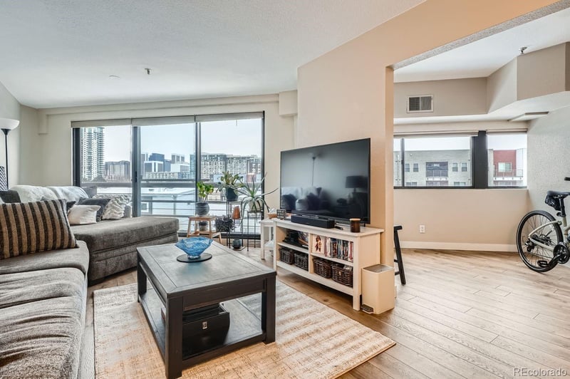 100 Park Ave W #201, Denver, CO 80205