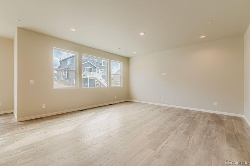 9146 Rifle St, Commerce City, CO 80022