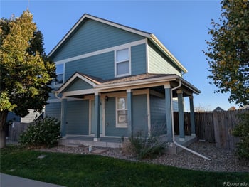 55652 28th Pl, Strasburg, CO 80136