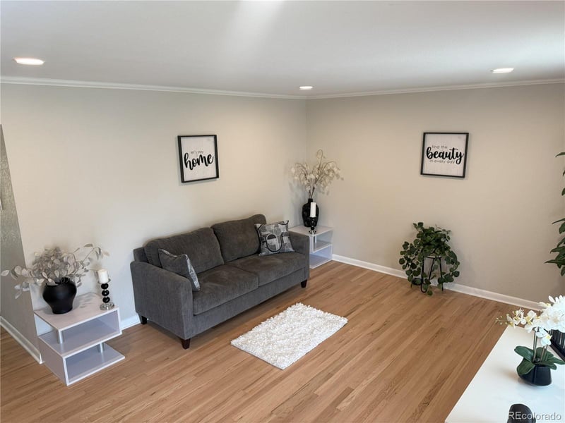 1125 Eaton Ct, Lakewood, CO 80232
