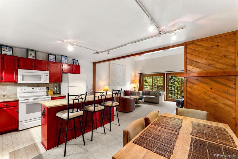 10500 Ryan Gulch Rd #J-106, Silverthorne, CO 80498