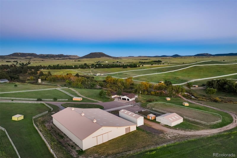 850 Fox Farm Rd, Larkspur, CO 80118