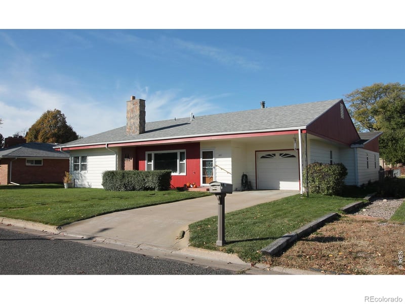 221 Wallace Ave, Haxtun, CO 80731