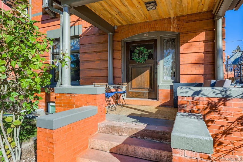 854 Clarkson St, Denver, CO 80218