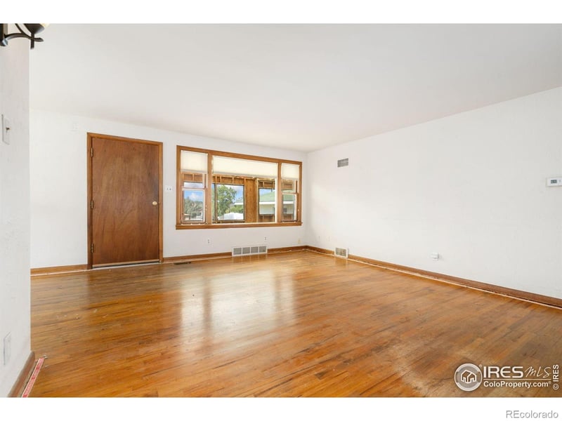 1201 N Park Ave, Johnstown, CO 80534