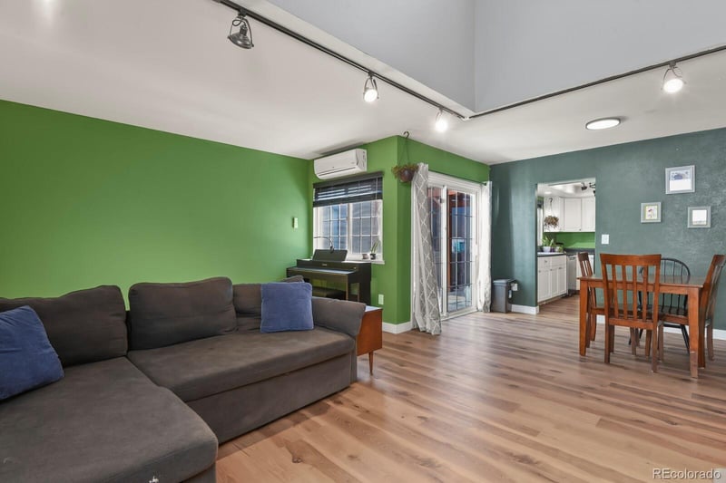 2522 Worchester Ct #B, Aurora, CO 80014