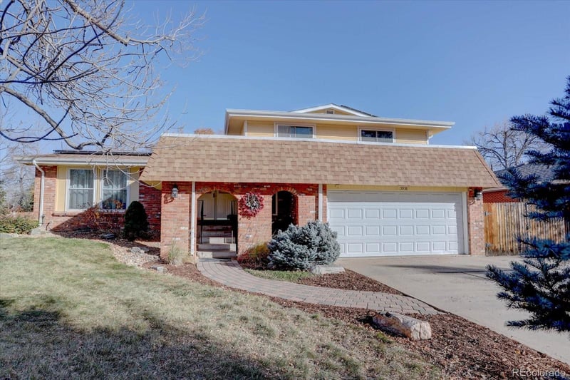 5938 Newland St, Littleton, CO 80123
