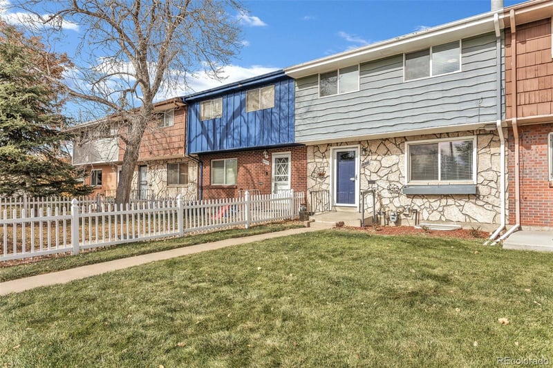 6377 Mississippi Pl, Lakewood, CO 80232