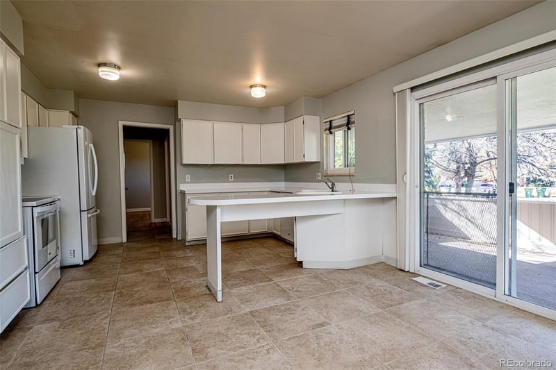 13105 5th Ave, Aurora, CO 80011