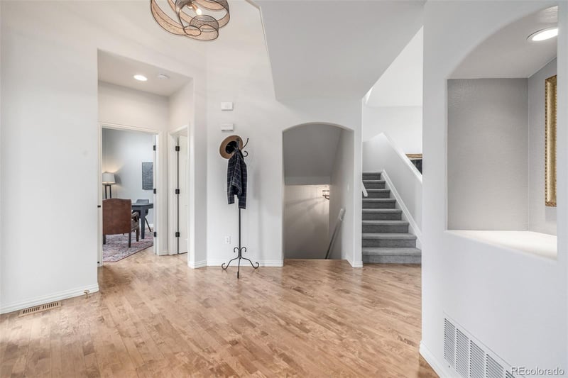 1011 S Valentia St #30, Denver, CO 80247