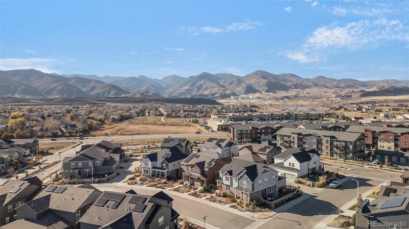 8275 Hunts Peak St, Littleton, CO 80125