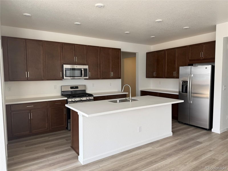 3384 Duquesne Way, Aurora, CO 80019