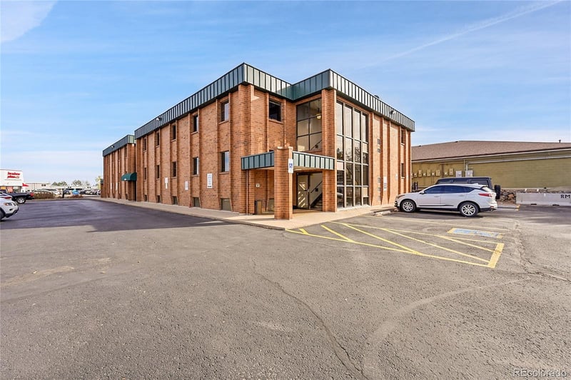 6635 S Dayton St #120, Greenwood Village, CO 80111
